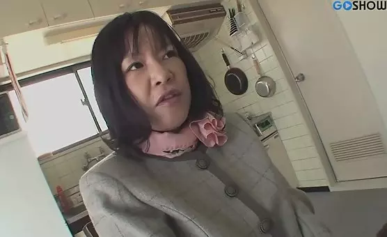 He Fills Her Cunt with a Delightful Creampie